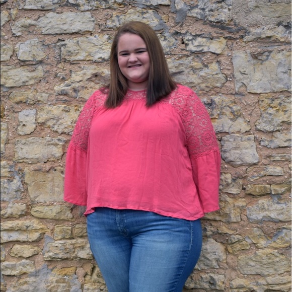 Meet your Posher, Lacy - Picture 1 of 1